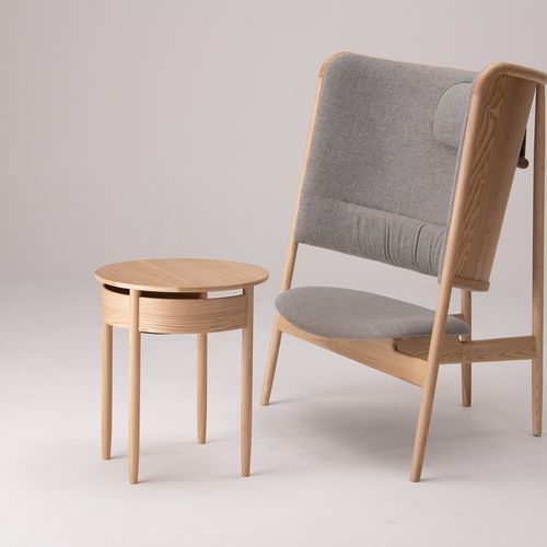 Tavolo d'appoggio contemporaneo - FLAN - CondeHouse - in frassino / con supporto in frassino / rotondo