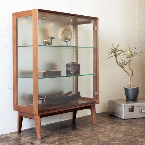 Vetrina contemporanea - WING LUX Curio - CondeHouse - in vetro / in rovere / in noce