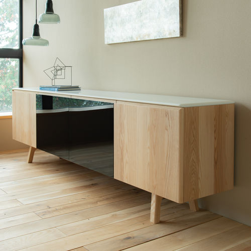 Credenza contemporanea - TEN GDD - CondeHouse - in legno / con 4 gambe / contract