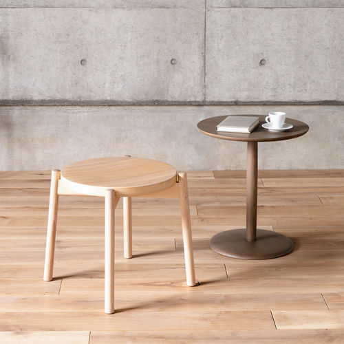 Sgabello contemporaneo - KOTAN  - CondeHouse - in frassino / in linoleum / con supporto in frassino