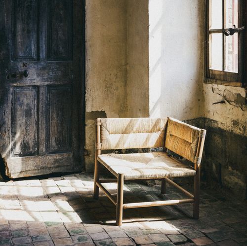 Poltrona contemporanea - CHAMINÈIO  - Midi - in paglia / in rovere / d'angolo