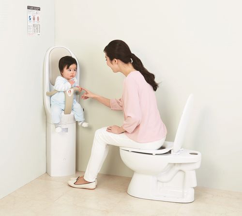Sedia design originale - COMBI BABY KEEP FIT F72 - CombiWith Corp - da interno / in ABS / per bambini