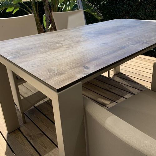 Tavolo da pranzo contemporaneo - Table repas - MOUSSES ETOILES - in alluminio / in alluminio termolaccato / in laminato