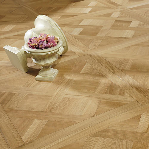 Parquet multistrato - DALLES DE VERSAILLES NATUR - Décoplus Parquets - quercia europea / con intarsio in legno / spazzolato
