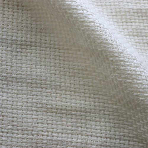 Discount Fabrics Ltd - Tessuto Per Tende In Policotone Color Crema 137 Cm X 15 Metri - Morbido E Resistente
