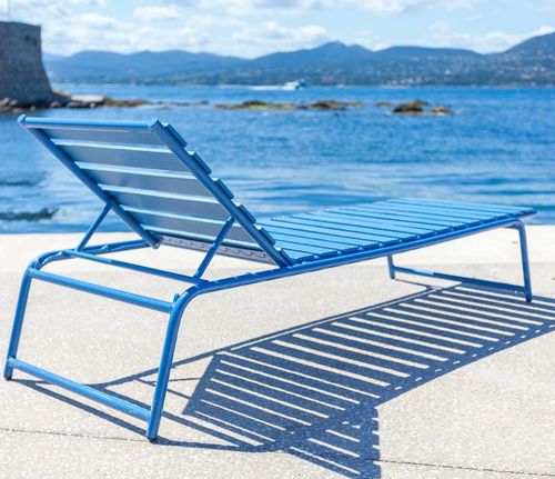 Lettino prendisole contemporaneo - FRENCH RIVIERA - Edmond & Fils - in legno / in acciaio / contract