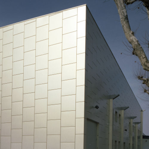 Rivestimento di facciata a cassetta - COQUE BS - ArcelorMittal Building Solutions - in alluminio / in acciaio / discontinuo