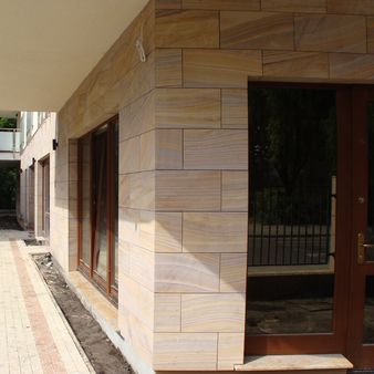 Rivestimento di facciata in fogli - BOMBAI® - ARENISCAS STONE - in pietra naturale / in gres / testurizzato