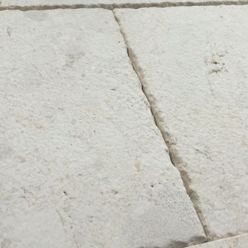 Pavé in pietra calcarea - ALTAMIRA ROSAL - ROSAL STONES - da esterno / anticato / per pedoni
