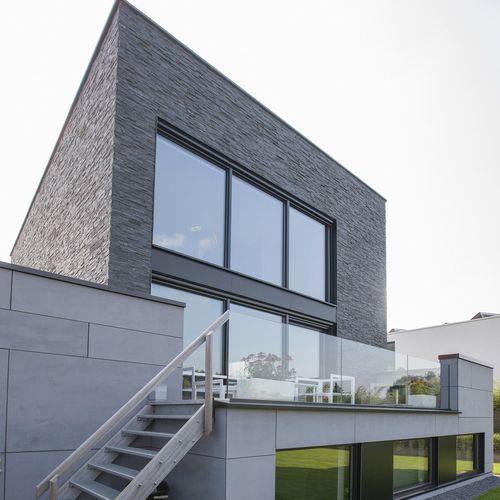 Paramento in quarzite - NATURAL STONE - BLACK QUARTZ STONESKIN - BELTRAMI NV - per esterni / indoor