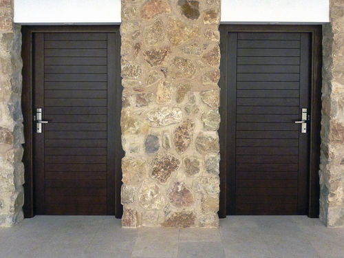 Porta da interno - Puertas Dayfor SL - in legno / battente / contemporanea