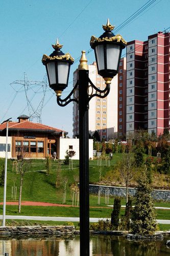 Lampione da giardino - ORION - Light34 Lighting - classico / in alluminio / LED