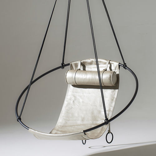 Sedia sospesa contemporanea - SLING SOFT LEATHER - Studio Stirling - per terrazza / da interno / in pelle