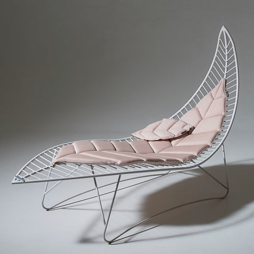 Chaise longue contemporanea - LEAF STANDARD - Studio Stirling - in acciaio / per terrazza / contract