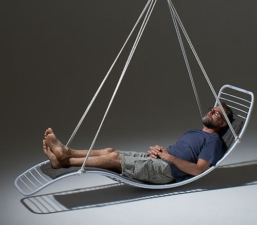 Poltrona sospesa - POD - Studio Stirling - contemporanea / in acciaio / in acciaio