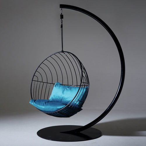 Poltrona sospesa - HALF CIRCLE - Studio Stirling - contemporanea / in tessuto / in acciaio