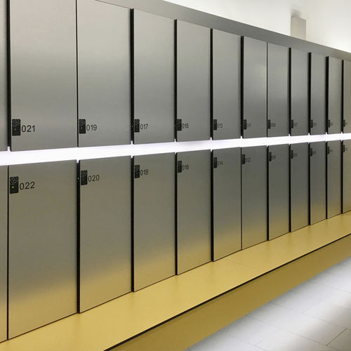 Contenitore a scomparti in laminato ad alta pressione - DEBO-LOCKER-01 - DEBO - contract / per edifici pubblici / per scuola