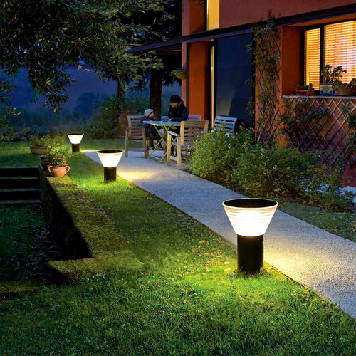 Lampioncino da giardino - MAENA - Innovations On Line Products - contemporaneo / in alluminio / IP65