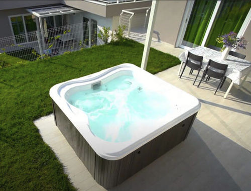 Spa fuoriterra - Lodge freistehend - Fire Ice Systemtec Georg Zelger e.K. - quadrata / 6 posti / da esterno