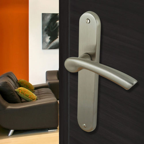 Maniglia per porta - POIGNEES SUR PLAQUES - cadap - in alluminio / in acciaio / contemporanea