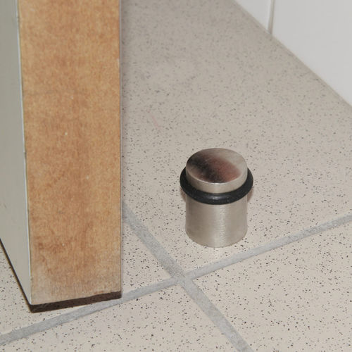 Fermaporta nera - 00822/19V - cadap