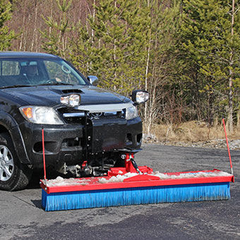Spazzatrice per minipala caricatrice - SWEEPAWAY™ - HillTip - per carrello elevatore / per strade / per strade