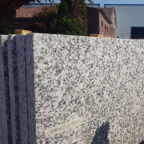 Lastra in pietra in granito - ATLANTIC PEARL  - Eurobandas S.A. - per pavimento / per interni / per facciate