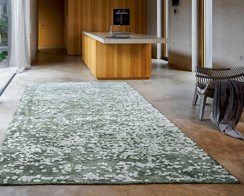 Tappeto contemporaneo - SECRETS - JAB ANSTOETZ FLOORING - con motivo iridescente / in viscosa / in lino