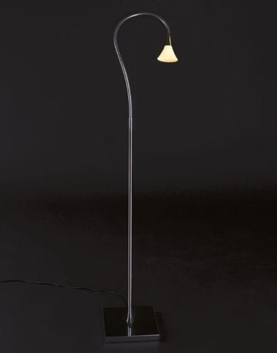 Lampada da terra - LIN - VS Manufaktur e.K. - in ottone / contemporanea / con cavo