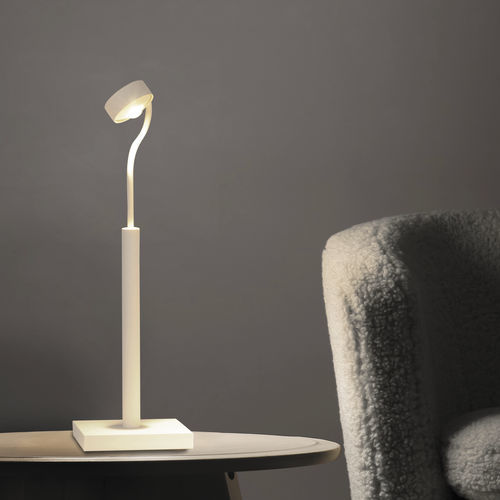 Lampada da tavolo - BullEYE-T - VS Manufaktur e.K. - in ottone / contemporanea / con cavo
