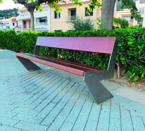 Panca per spazi pubblici contemporanea - SITZBANK IDA - Playparc - in legno / in metallo / con schienale