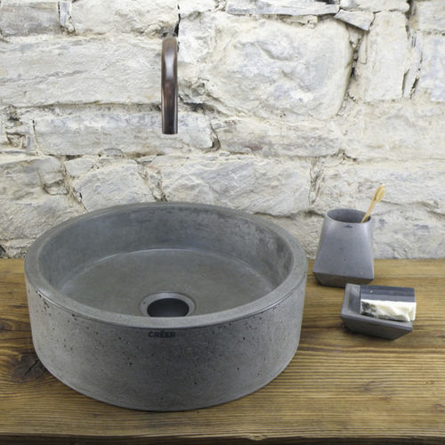 Lavabo da appoggio - TORUS - CRÉER s.r.o. - in calcestruzzo / fatto a mano / rotondo