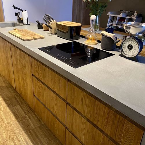 Piano di lavoro in calcestruzzo - CRÉER s.r.o. - per uso residenziale / da cucina / grigio
