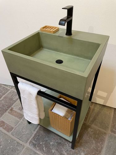 Piano lavabo in acciaio - Tartaruga Design Inc - in calcestruzzo / su misura / con portasalviette integrato