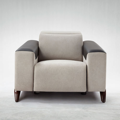 Poltrona relax contemporanea - POLARIS - KARLSSON SEATING LTD. - in pelle / in tessuto / con poggiapiedi