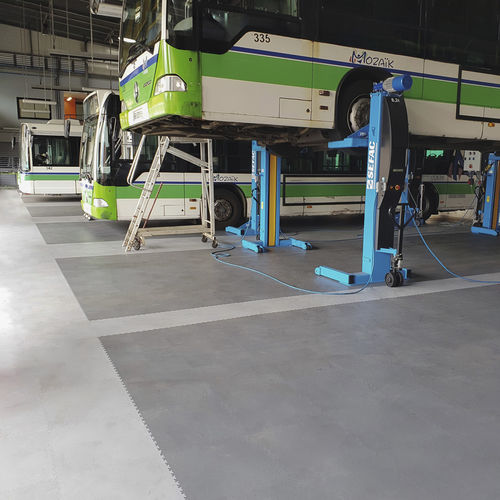 Pavimento in PVC - MODULE FACTORY HEAVY X9 - Module 2 - da interno / industriale / a quadrotte