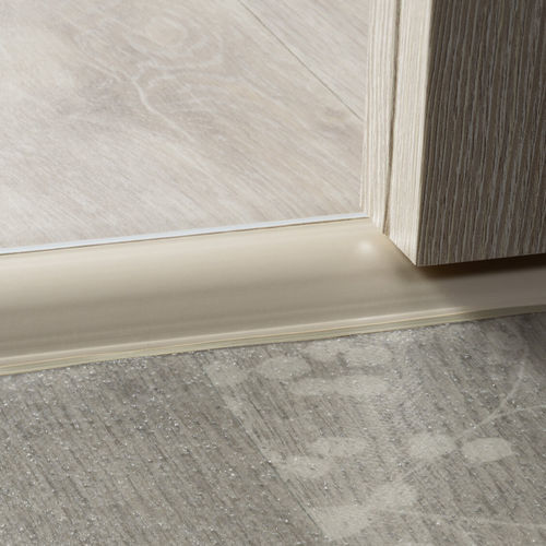 Profilo di separazione per doccia - THRESHOLD - Gerflor - Contract Sport & Contract Flooring - angolare tondo / beige / grigio