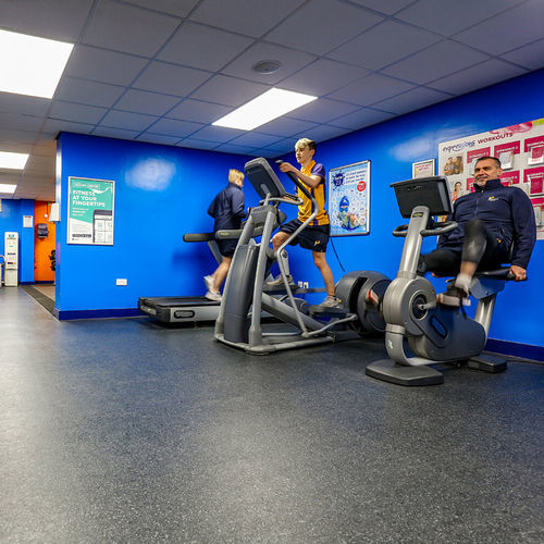 Pavimento a quadrotte - POWERSHOCK 80  - Gerflor - Contract Sport & Contract Flooring - in gomma / da interno / per aree à traffico intenso
