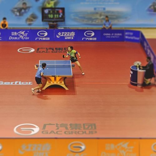 Pavimentazione sportiva portatile - TARAFLEX® TENIS TABLE  - Gerflor - Contract Sport & Contract Flooring - da interno / in vinile / in fibra di vetro