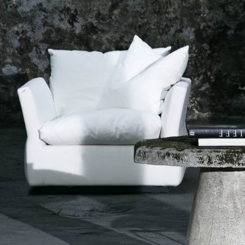 Poltrona contemporanea - COVER - Tisettanta - in tessuto / in legno / con cuscino rimovibile