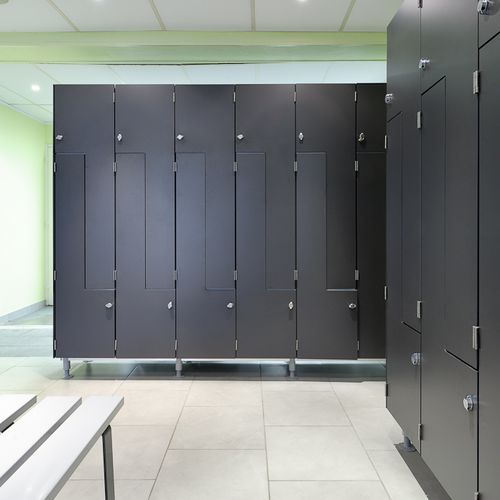 Armadietto spogliatoio in laminato - Z - SANITEC - PAREO - a combinazione / a gettone / per impianto sportivo