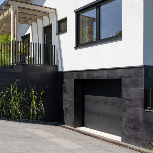 Porta sezionale per garage - PROFI+ - FAKRO - in acciaio galvanizzato / in acciaio zincato / in EPDM