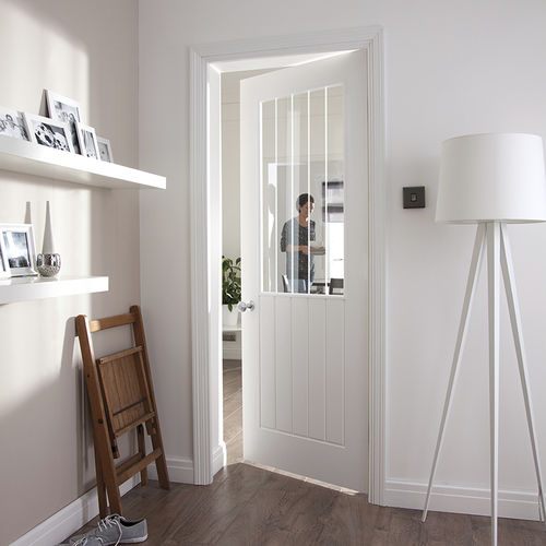 Porta da interno - NEWARK : VERTICAL ETCH - JELD-WEN - in MDF / battente / semivetrata