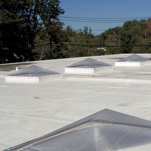 Lucernario in vetro - HIP RIDGE - VELUX - in metallo / temprato / per tetto a falde