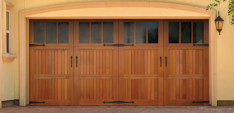 Porta battente per garage - 7100 SERIES - WAYNE DALTON - in legno / automatica