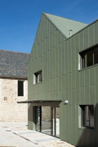 Rivestimento di facciata a doghe - Profil agrafé VMZINC - VM Building Solutions - in metallo / in zinco / in lamiera grecata