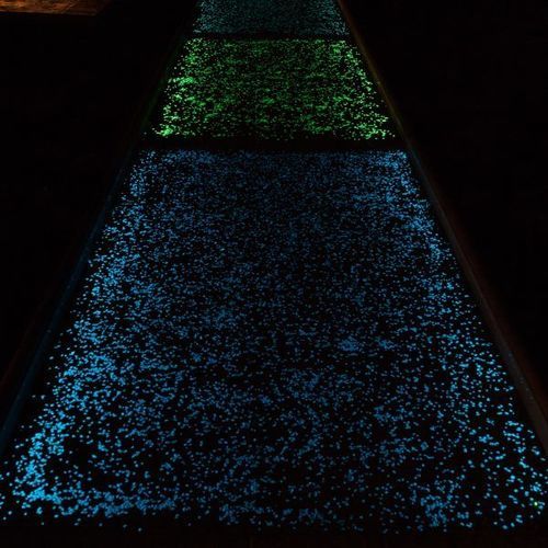 Calcestruzzo di finitura - TOPTINT GLOW - Tarmac Building Products - di ghiaia / in pietra / ad alta resistenza