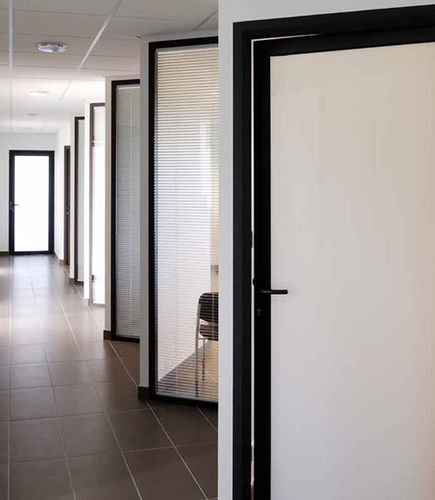 Porta da interno - SOLEAL 55 - TECHNAL - in alluminio / battente / contemporanea