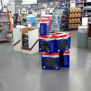 Pavimento in PVC - DECOLINE - TLM SYSTEMS - per il settore terziario / a quadrotte / liscio