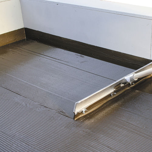 Barriera al vapore bituminosa - SOPRAVAP® 3 IN 1 - SOPREMA - rivestita con vernice poliuretanica / adesiva / per pavimento